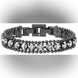 Stella & Dot Urbane bracelet used for display only comes in original box